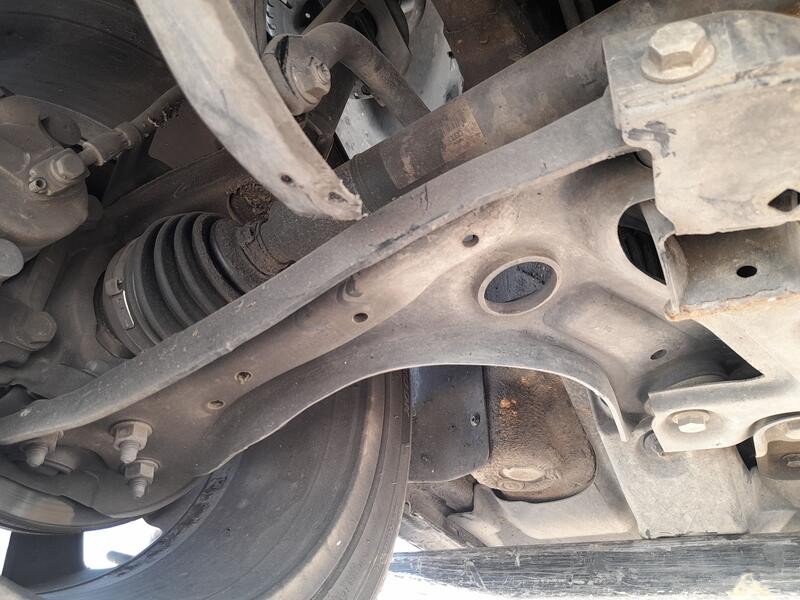 Recambio de brazo suspension inferior delantero derecho para seat toledo iv (kg3) 1.6 tdi referencia OEM IAM 6R0407152F  