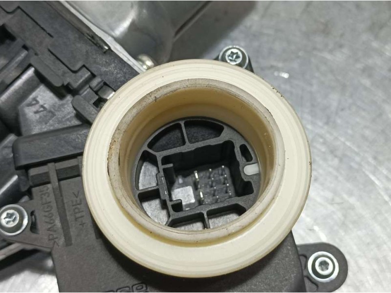 Recambio de elevalunas trasero derecho para toyota verso active referencia OEM IAM 857100F041 C39429100 ELECTRICO