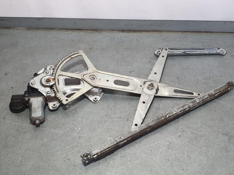 Recambio de elevalunas delantero derecho para toyota rav 4 (a3) sol referencia OEM IAM 8571035180 2621002330 DENSO ELECTRICO 6 P