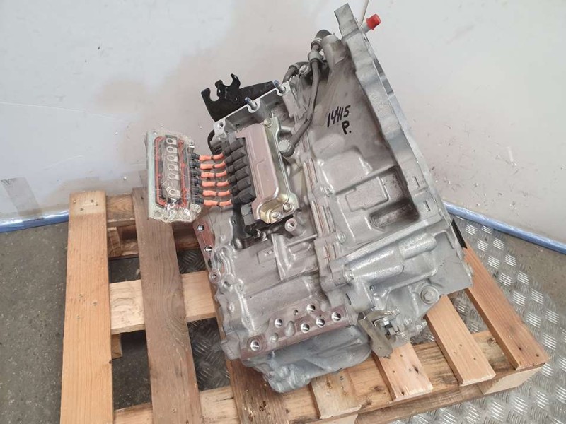 Recambio de caja cambios para toyota c-hr hybrid advance referencia OEM IAM 3090076010  AUTOMATICA