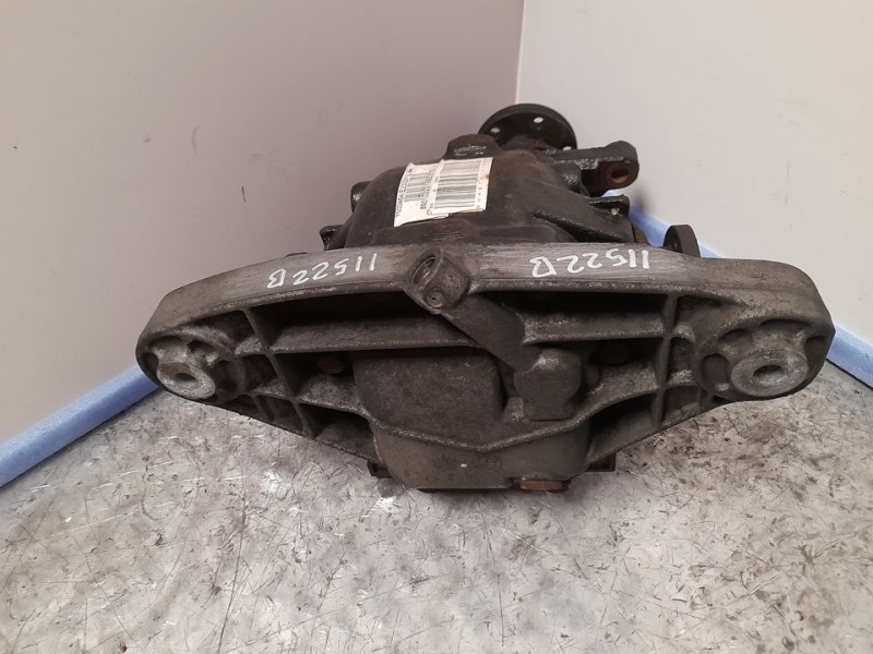 Recambio de diferencial trasero para bmw serie 5 berlina (e39) 520d referencia OEM IAM 7503464  