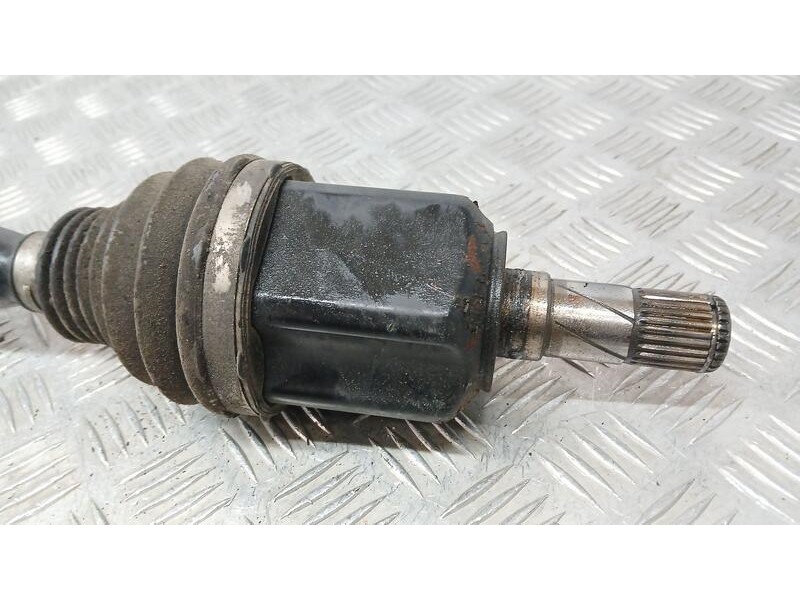 Recambio de transmision delantera izquierda para alfa romeo 159 (140) elegance referencia OEM IAM 50919319  