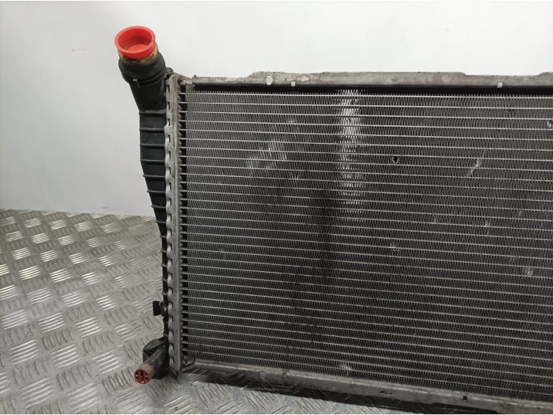 Recambio de radiador agua para bmw serie 5 berlina (e39) 520d referencia OEM IAM 77879089 77435 BEHR