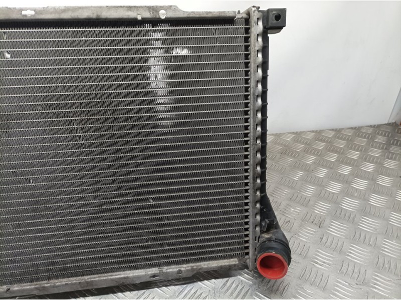 Recambio de radiador agua para bmw serie 5 berlina (e39) 520d referencia OEM IAM 77879089 77435 BEHR