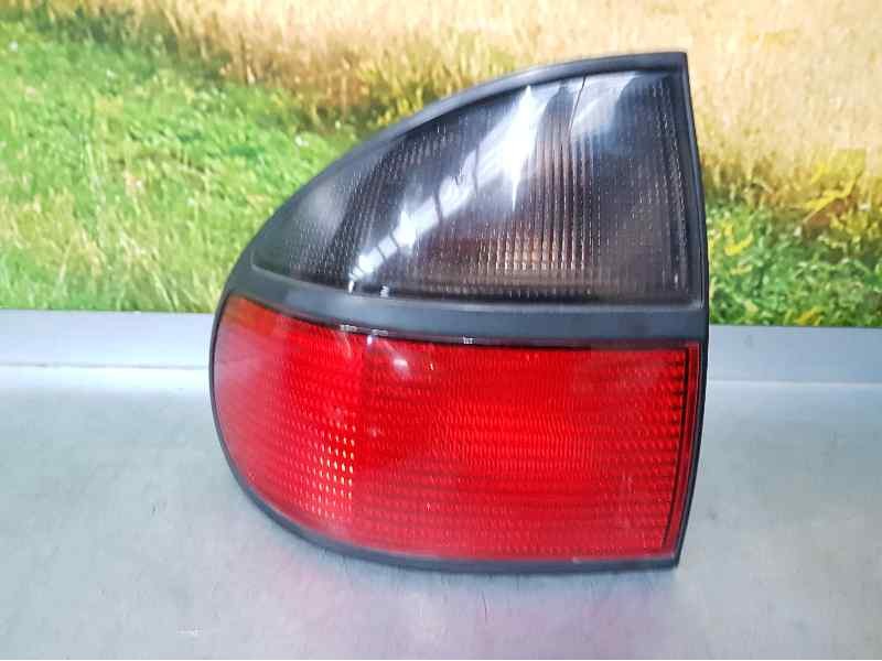 Recambio de piloto trasero izquierdo para renault laguna (b56) 1.8 rt (b56b) referencia OEM IAM   