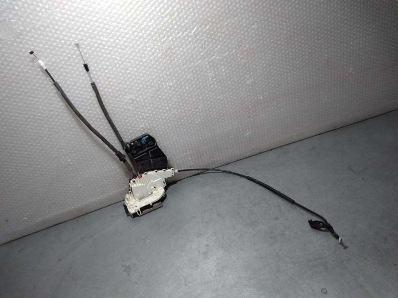 Recambio de cerradura puerta trasera derecha para jeep compass ii limited 4x2 referencia OEM IAM 68466852AA  4 PINES