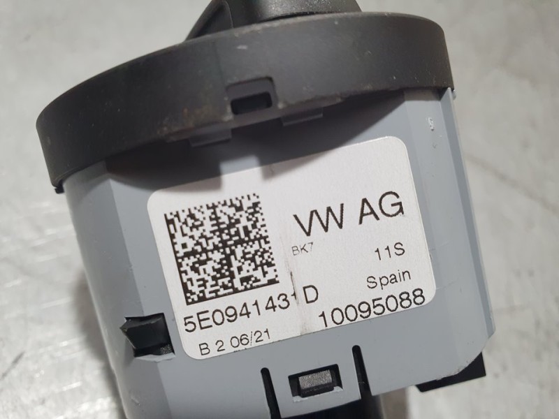 Recambio de mando luces para skoda fabia active referencia OEM IAM 5E0941431D 10095088 