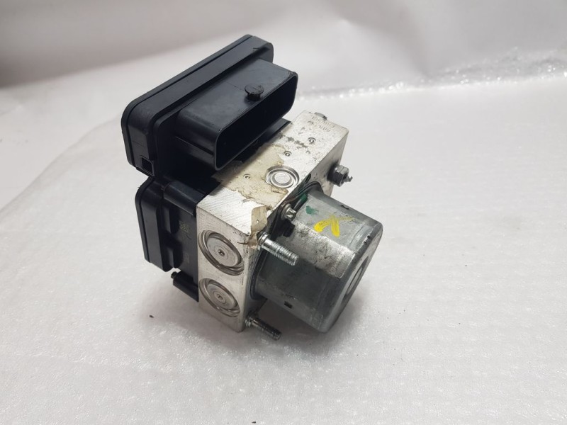 Recambio de abs para renault kangoo extrem referencia OEM IAM 476601348R 269634 BOSCH