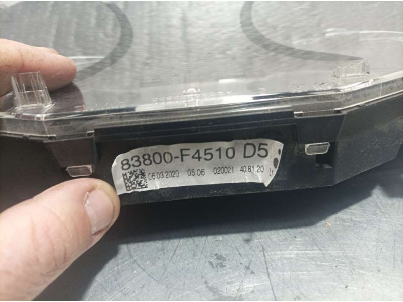 Recambio de cuadro instrumentos para toyota c-hr hybrid advance referencia OEM IAM 83800F4510  VDO