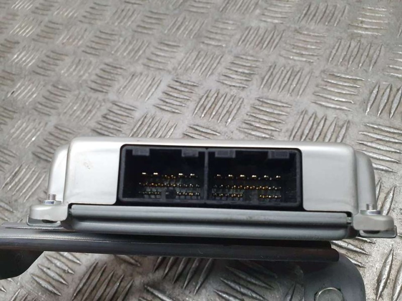 Recambio de modulo electronico para toyota yaris active referencia OEM IAM 8926052020 2190011460 FUJITSU