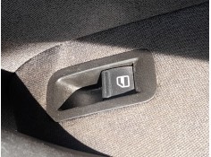 MANDO ELEVALUNAS DELANTERO DERECHO 7L6959855CREH 