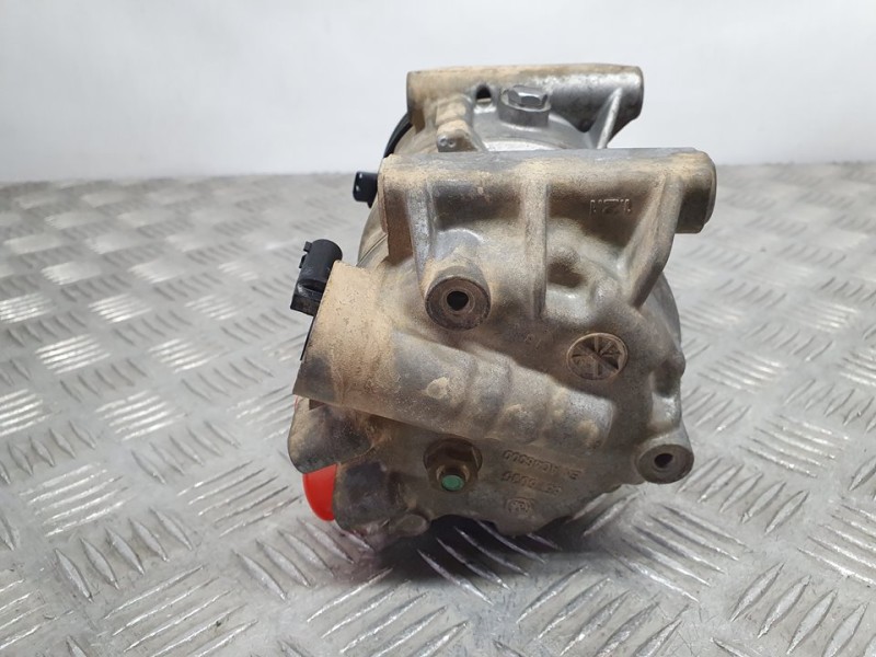 Recambio de compresor aire acondicionado para jeep compass ii limited 4x2 referencia OEM IAM 51979374 01141478 