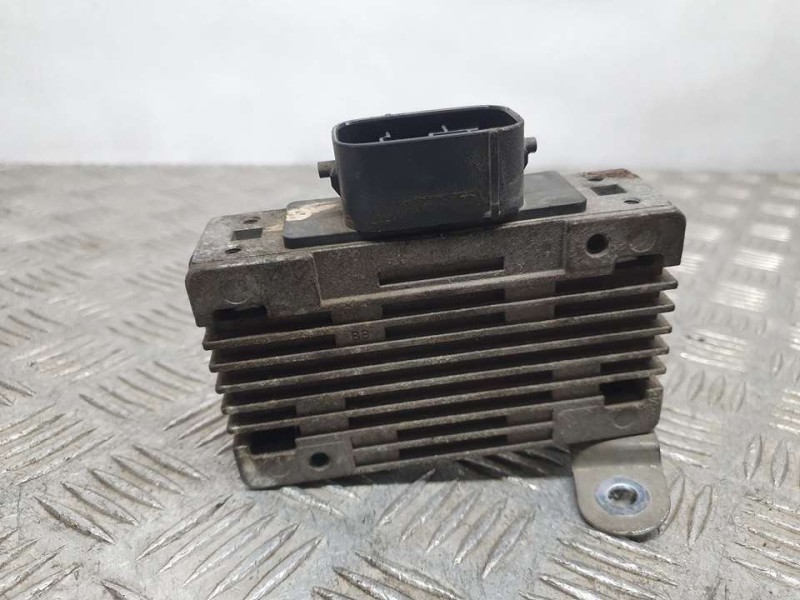 Recambio de modulo electronico para toyota yaris active referencia OEM IAM G92C052011  