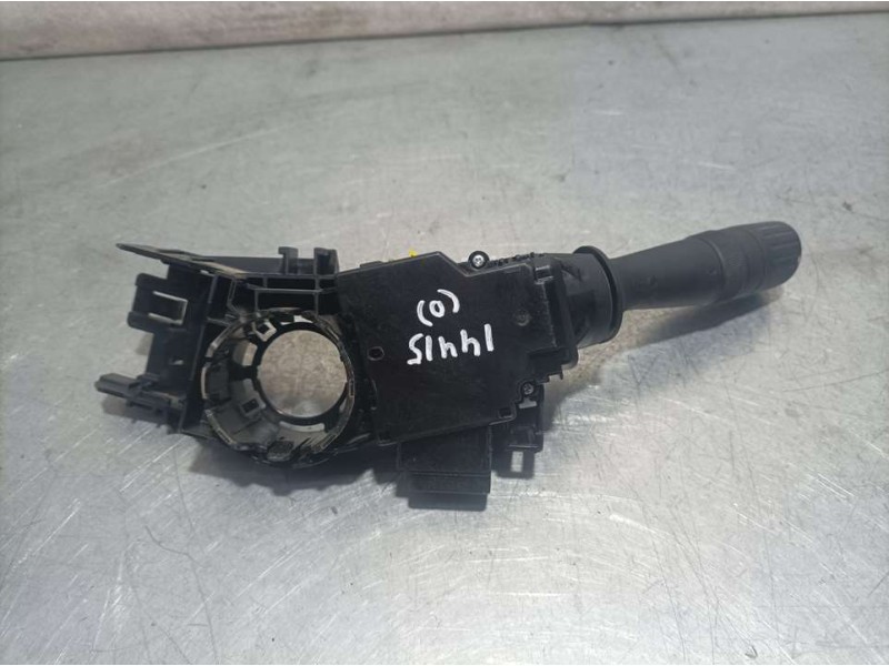 Recambio de mando luces para toyota c-hr hybrid advance referencia OEM IAM F4050 17J591 