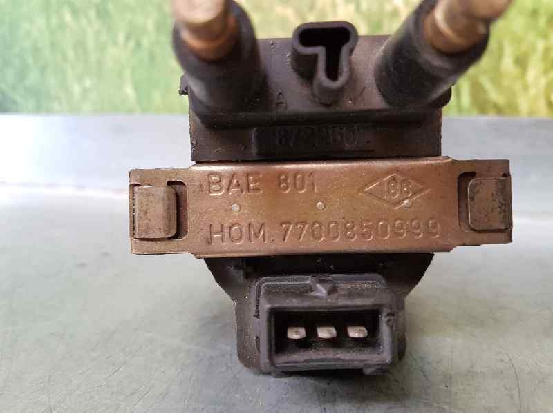 Recambio de bobina encendido para renault laguna (b56) 1.8 rt (b56b) referencia OEM IAM 7700850999  