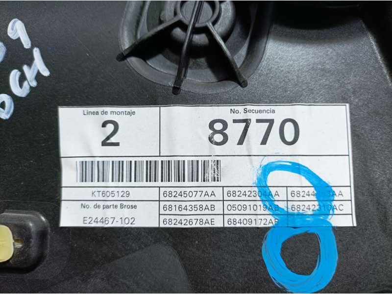 Recambio de elevalunas delantero derecho para jeep compass ii limited 4x2 referencia OEM IAM 68242678AE 6 PINS ELECTRICO