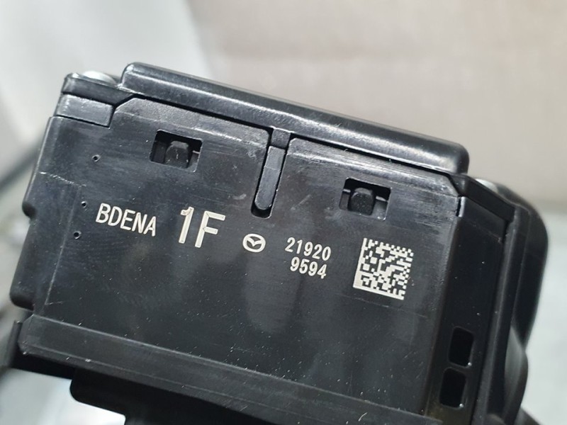 Recambio de mando limpia para mazda cx-30 basis 2wd referencia OEM IAM SIN REF  