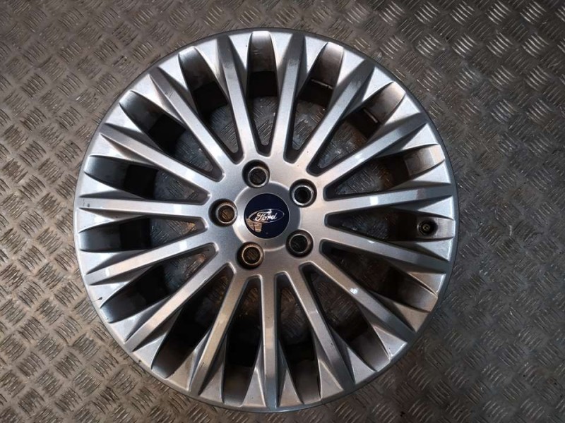 Recambio de llanta para ford c-max titanium referencia OEM IAM 7X17 5 TORN ET 50 ALUMINIO 