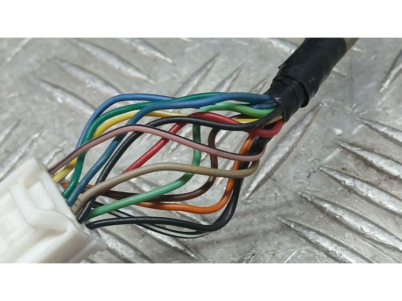 Recambio de retrovisor izquierdo para nissan x-trail iii (t32_, t32r, t32rr) 1.6 dci (t32) referencia OEM IAM 963024CC6A TOCADO 