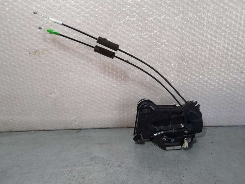 Recambio de cerradura puerta delantera derecha para toyota aygo x-cite referencia OEM IAM 6903502020  2 PINES