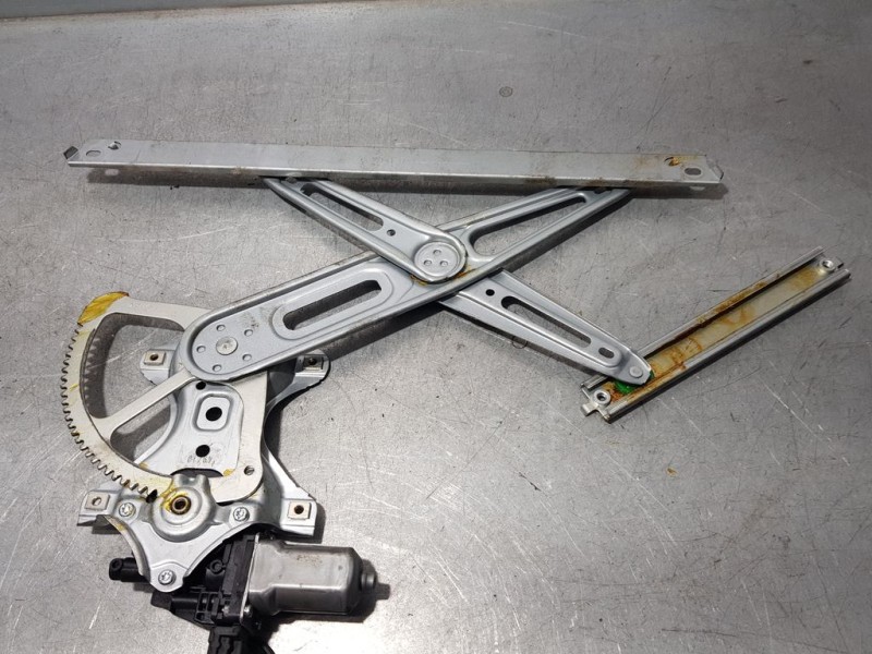 Recambio de elevalunas delantero derecho para toyota yaris active referencia OEM IAM 857100D100 973582101 DENSO ELECTRICO 6 PINS