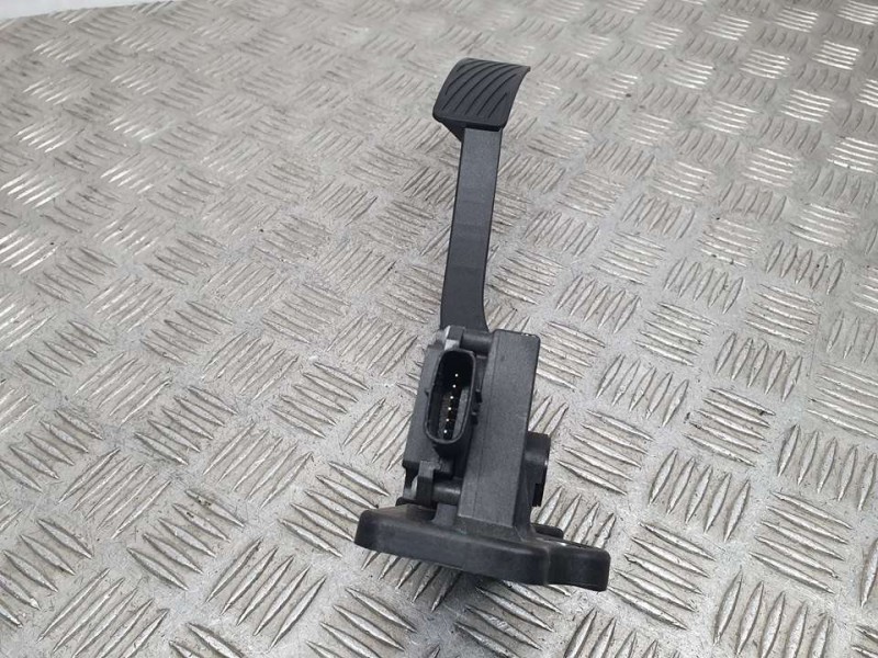 Recambio de potenciometro pedal para maxus e-deliver 9 l2 h1 referencia OEM IAM SIN REF  