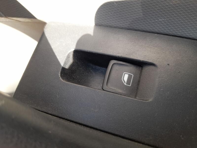 Recambio de mando elevalunas trasero derecho para seat toledo iv (kg3) 1.6 tdi referencia OEM IAM 6JA959855  