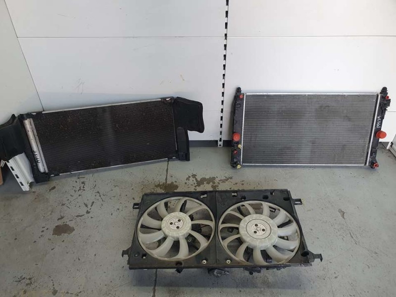 Recambio de paragolpes delantero para toyota c-hr hybrid advance referencia OEM IAM 52119F4910 53301F4010 CAPO 