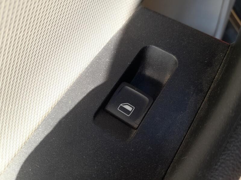 Recambio de mando elevalunas trasero izquierdo para seat toledo iv (kg3) 1.6 tdi referencia OEM IAM 6JA959855  