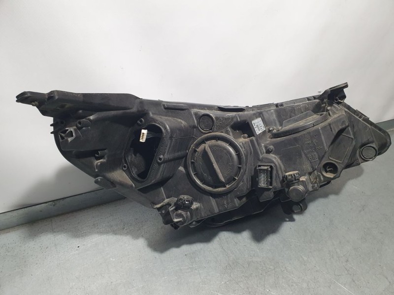Recambio de faro izquierdo para opel astra k lim. 5türig dynamic start/stop referencia OEM IAM 69047198 662588537 TOCADO