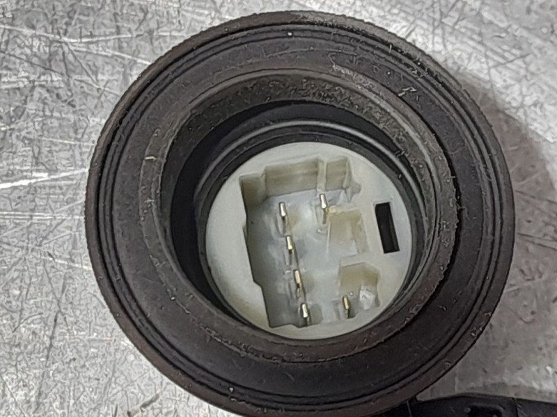 Recambio de elevalunas trasero derecho para toyota yaris active referencia OEM IAM 85720OD120 6 PINS ELECTRICO