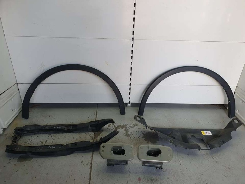 Recambio de paragolpes delantero para toyota c-hr hybrid advance referencia OEM IAM 52119F4910 53301F4010 CAPO 