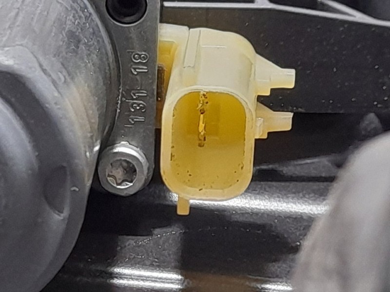 Recambio de elevalunas trasero izquierdo para jeep compass ii limited 4x2 referencia OEM IAM 68242305AA 2 PINS ELECTRICO