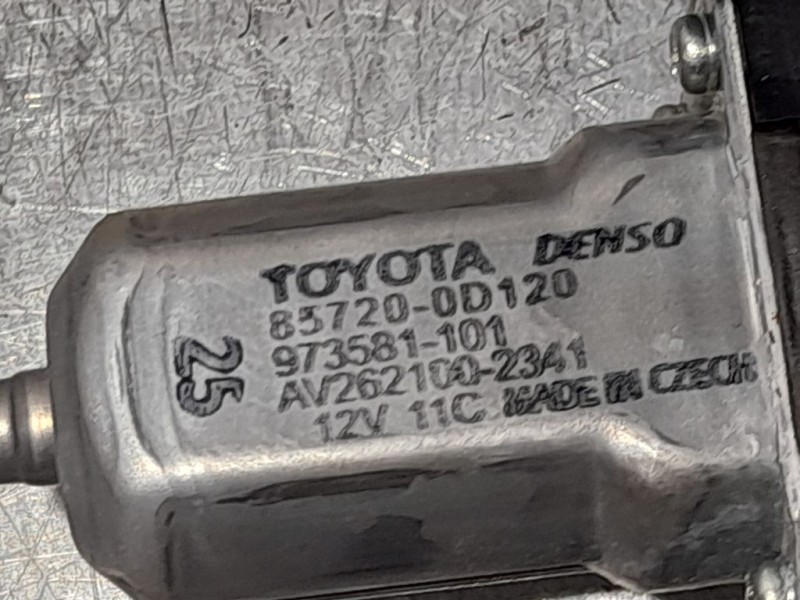 Recambio de elevalunas trasero derecho para toyota yaris active referencia OEM IAM 85720OD120 6 PINS ELECTRICO