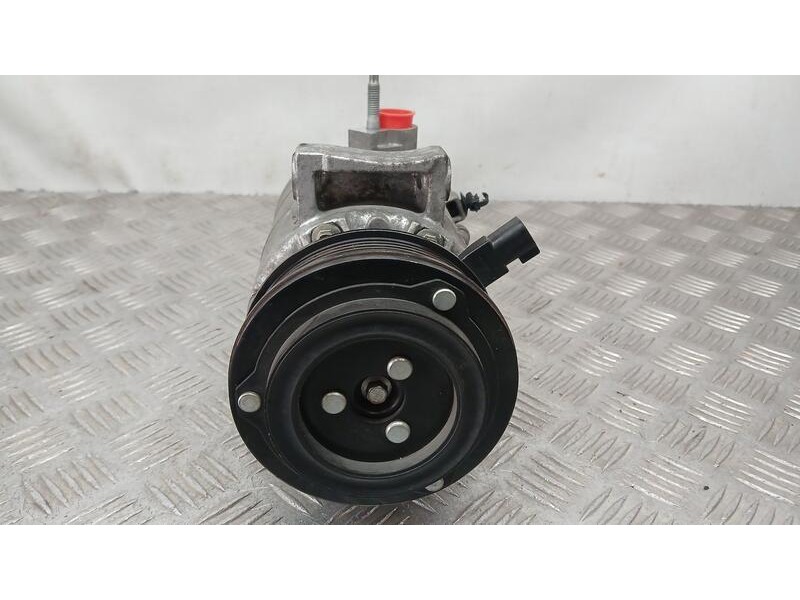 Recambio de compresor aire acondicionado para ford tourneo courier (c4a) titanium referencia OEM IAM C1B119D629BA  