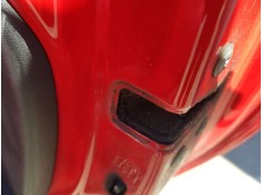 Recambio de cerradura puerta trasera derecha para toyota aygo x-cite referencia OEM IAM 6903702020  