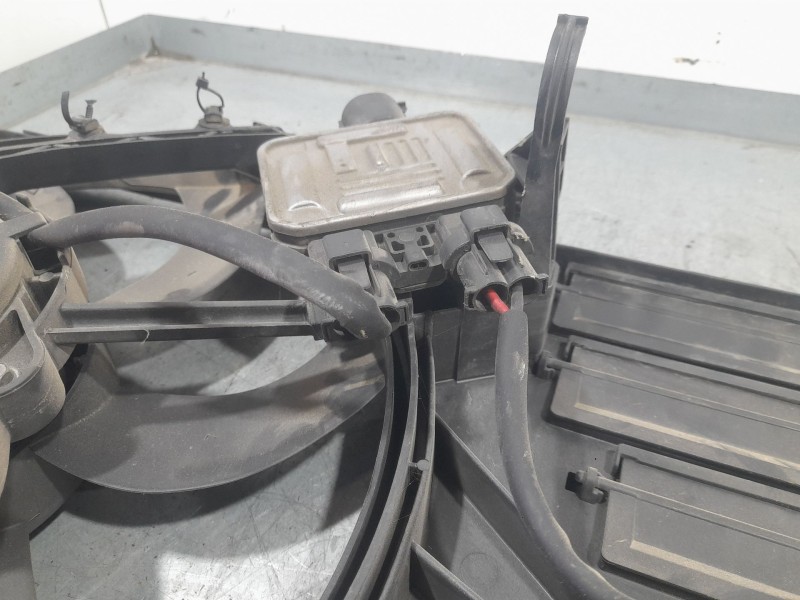 Recambio de electroventilador para land rover freelander (lr2) s td4 referencia OEM IAM 6G918C607BE  