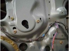 ELEVALUNAS DELANTERO DERECHO ELECTRICO