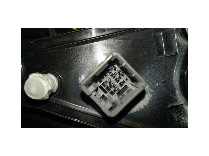 Recambio de retrovisor derecho para audi a3 sportback (8p) 2.0 tdi ambiente referencia OEM IAM  5 CABLES ELECTRICO