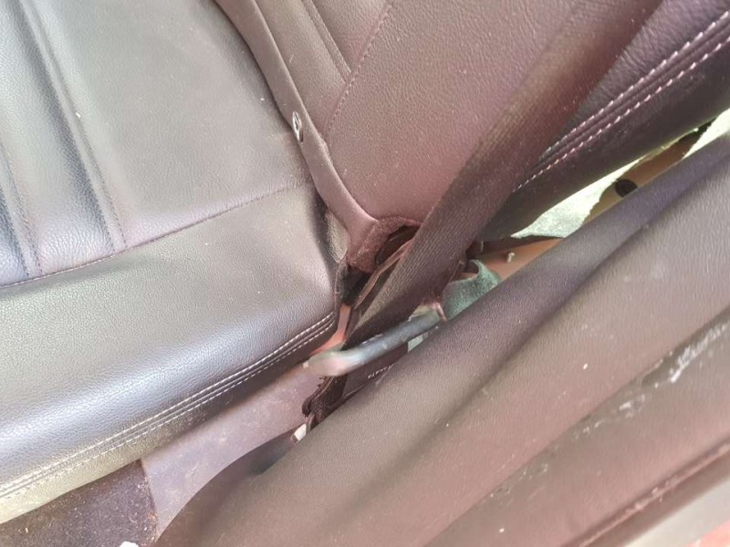 Recambio de cinturon seguridad trasero izquierdo para toyota aygo x-cite referencia OEM IAM 733700H020C0  