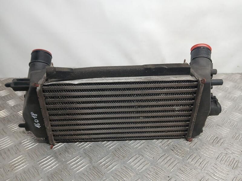 Recambio de intercooler para ford tourneo courier (c4a) titanium referencia OEM IAM 0FT766K775AA KALE 