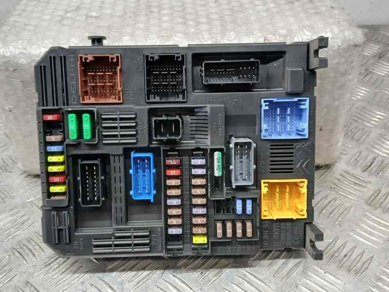 Recambio de caja reles / fusibles para peugeot 508 gt line referencia OEM IAM 9822748680 0511945168 