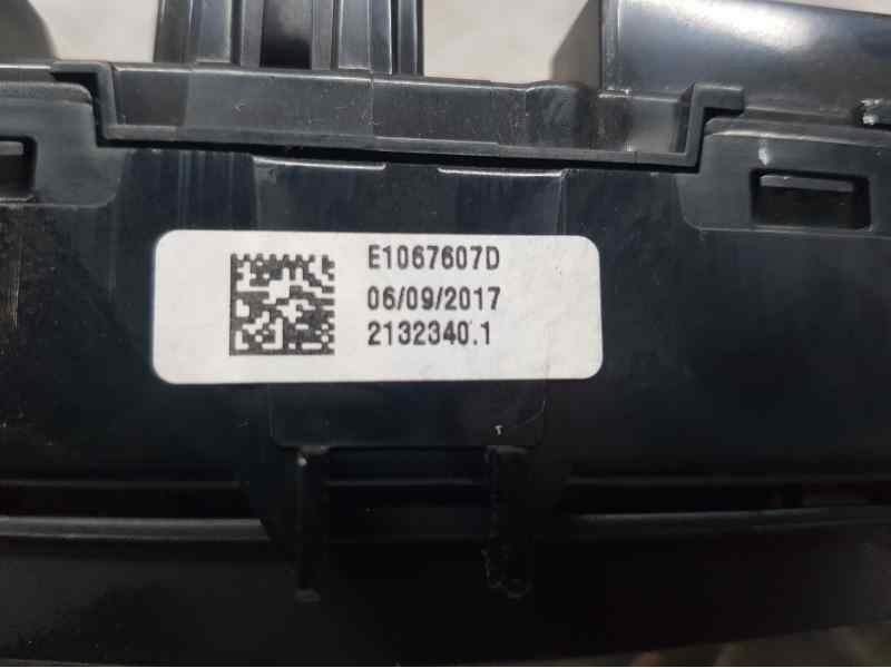 Recambio de mando climatizador para ford tourneo courier (c4a) titanium referencia OEM IAM E1067607D  