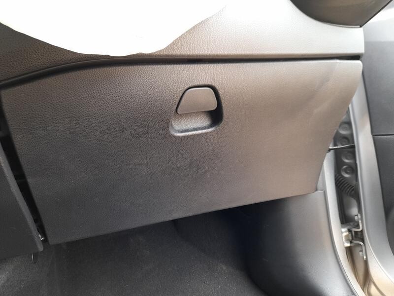 Recambio de guantera para toyota aygo x (_b7_) 1.0 vvt-i (kgb70) referencia OEM IAM 555500H030C0  