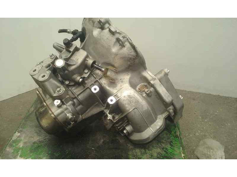 Recambio de caja cambios para opel corsa c club referencia OEM IAM 24424040 F13  A25Z02F 5VELOCIDADES