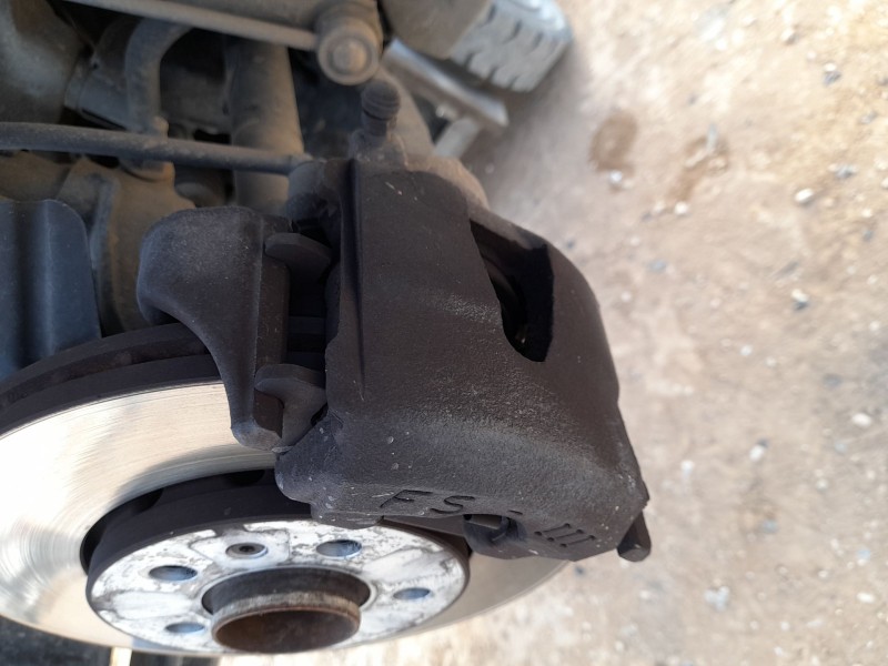 Recambio de pinza freno delantera derecha para volkswagen polo v (6r1, 6c1) 1.6 tdi referencia OEM IAM 1K0615124D  