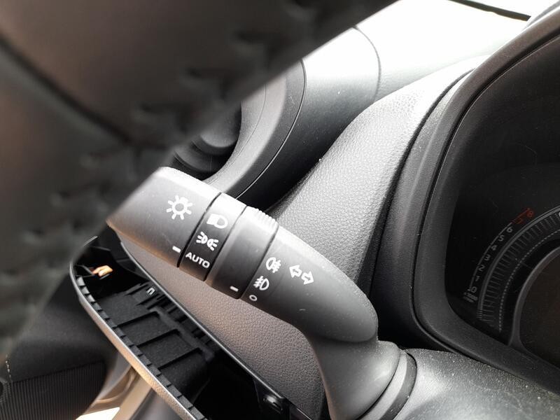 Recambio de mando luces y limpia para toyota aygo x (_b7_) 1.0 vvt-i (kgb70) referencia OEM IAM 8432902040 8432902040 LUCES   84