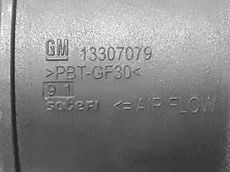 Recambio de caudalimetro para opel corsa d cosmo referencia OEM IAM 13307079  
