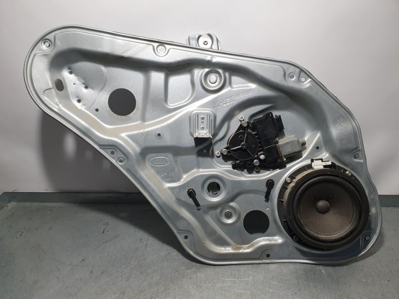Recambio de elevalunas trasero izquierdo para kia sorento concept 2wd referencia OEM IAM  6 PINS ELECTRICO 6 PINS