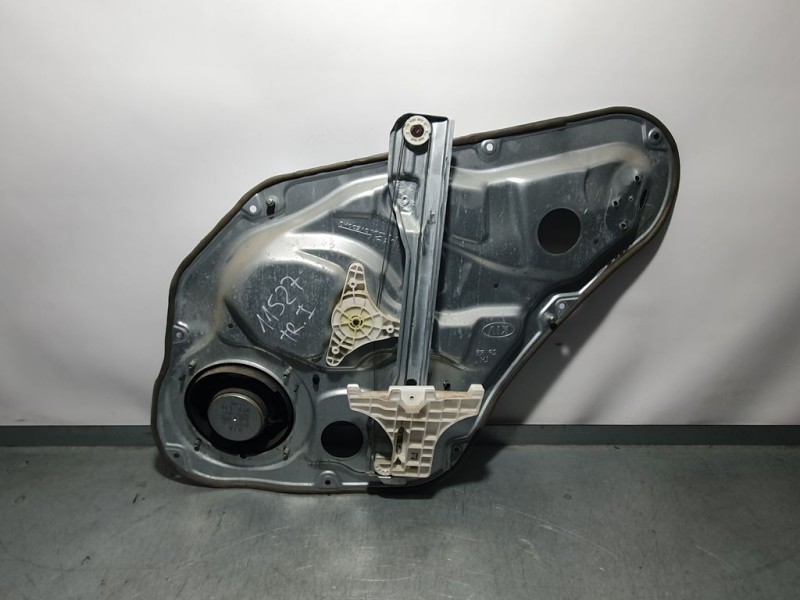 Recambio de elevalunas trasero izquierdo para kia sorento concept 2wd referencia OEM IAM  6 PINS ELECTRICO 6 PINS